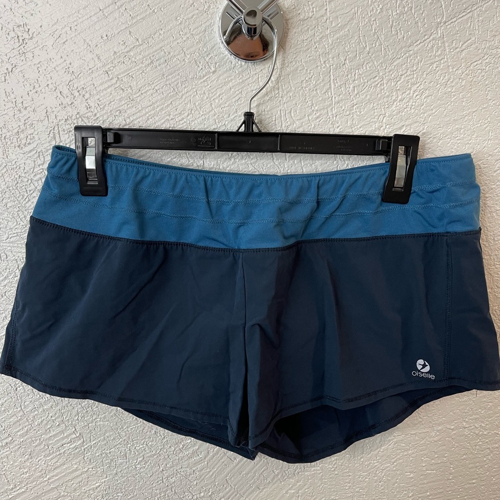 Oiselle blue running shorts, sz 8